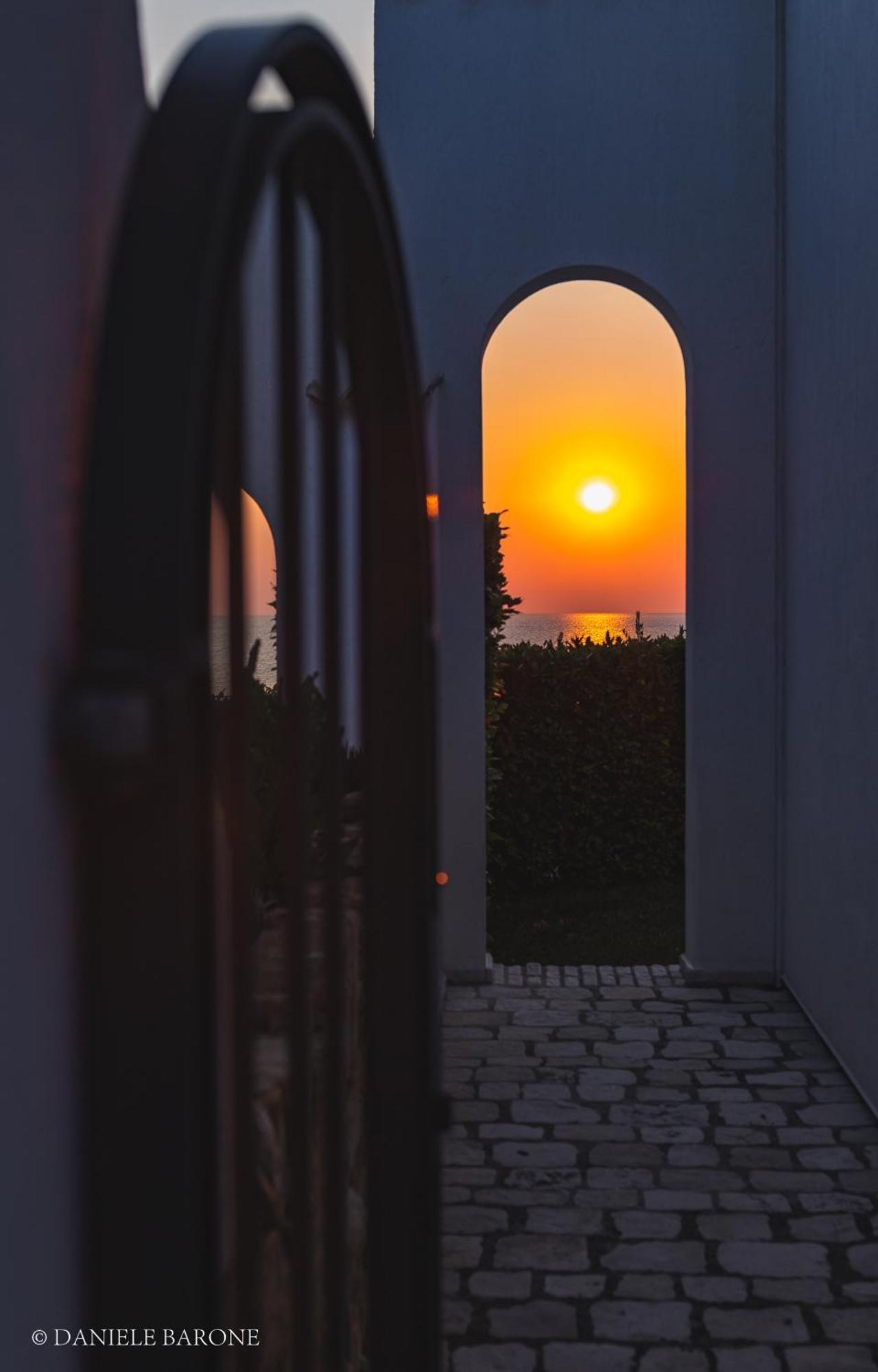 Baia Delphis Resort Vasto Exterior photo