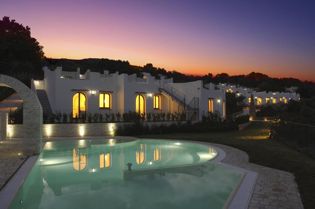 Baia Delphis Resort Vasto Exterior photo